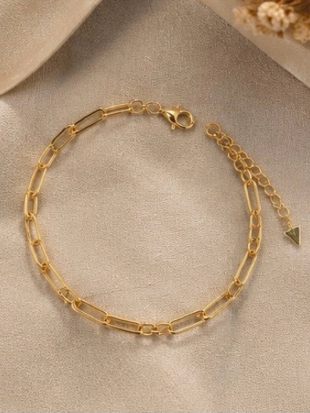 Gold Rectangular Link Bracelet - Picture 2 of 4